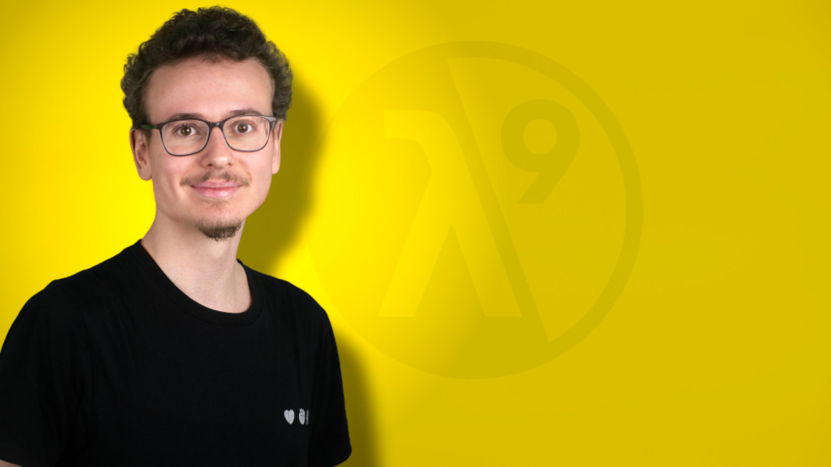 Portraitfoto von Nathanael Schwenke