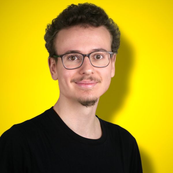 Portraitfoto von Nathanael Schwenke